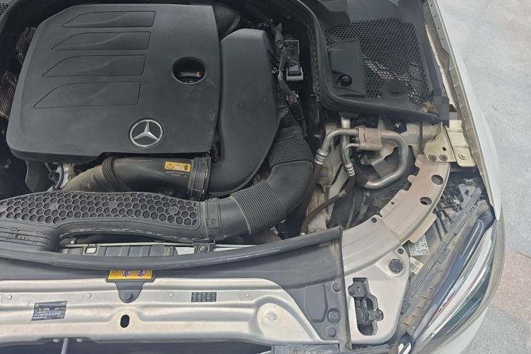 Used Mercedes-Benz C-Class 2020 Updated C 200 L Fashion Edition Engine Bay Left