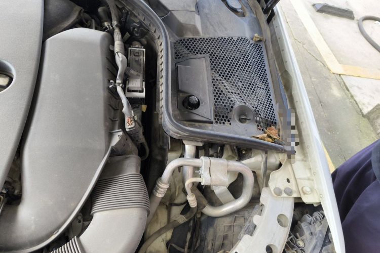 Used Mercedes-Benz C-Class 2020 C 200 L Fashion Edition Sport Version Engine Bay Left