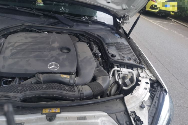 Used Mercedes-Benz C-Class 2020 C 200 L Fashion Edition Sport Version Engine Bay Left
