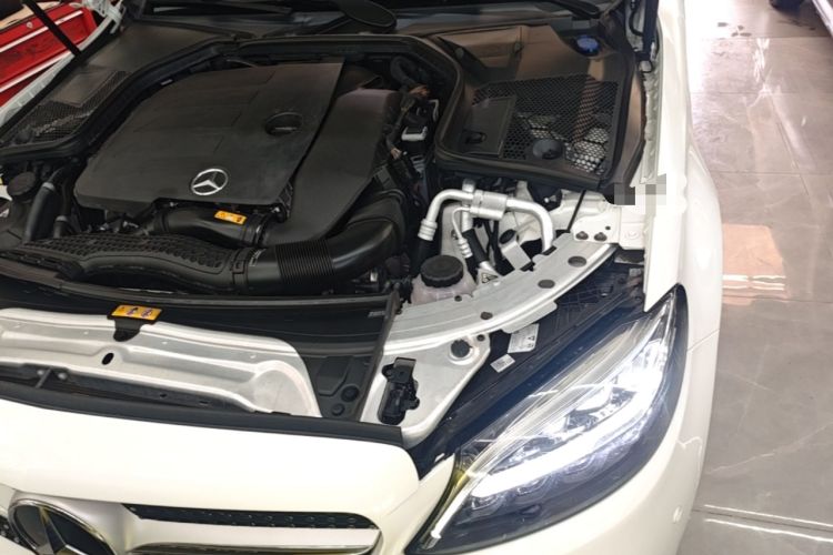 Used Mercedes-Benz C-Class 2020 Facelifted C 260 Estate Engine Bay Left
