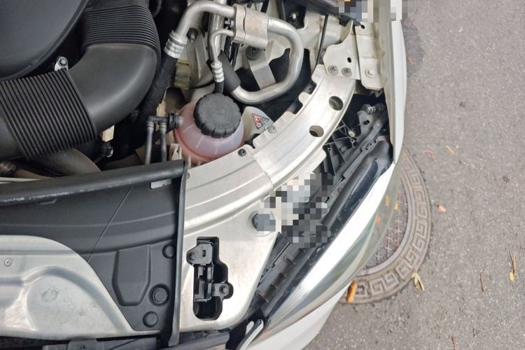 Used Mercedes-Benz C-Class 2020 Restyled C 260 L Sport Edition Engine Bay Left