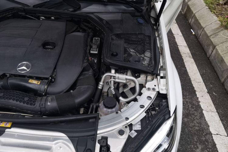 Used Mercedes-Benz C-Class 2020 C 260 Coupe Engine Bay Left