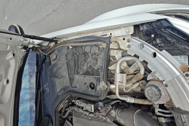 Used Mercedes-Benz C-Class 2020 Restyled C 260 L Sport Edition Engine Bay Left