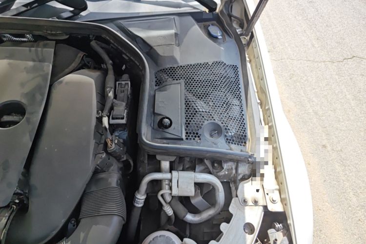 Used Mercedes-Benz C-Class 2020 C 260 L Sport Edition Engine Bay Left