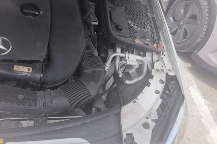 Used Mercedes-Benz C-Class 2020 C 200 L Fashion Edition Sport Version Engine Bay Left