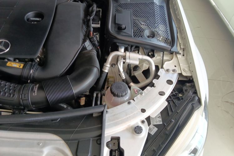 Used Mercedes-Benz C-Class 2020 C 260 Coupe Engine Bay Left
