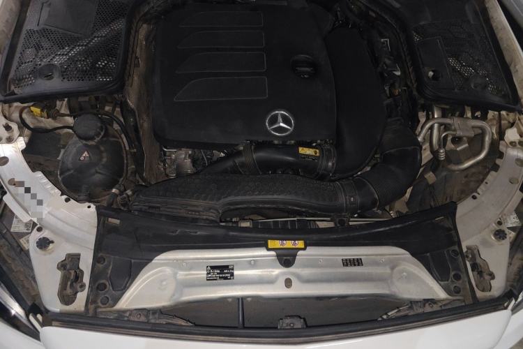 Used Mercedes-Benz C-Class 2020 Updated C 200 L Fashion Edition Engine Bay