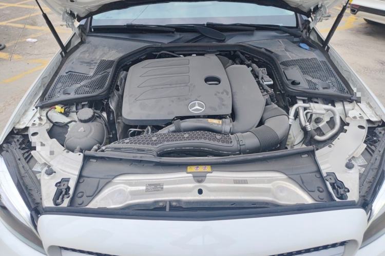 Used Mercedes-Benz C-Class 2020 Updated C 200 L Fashion Edition Engine Bay