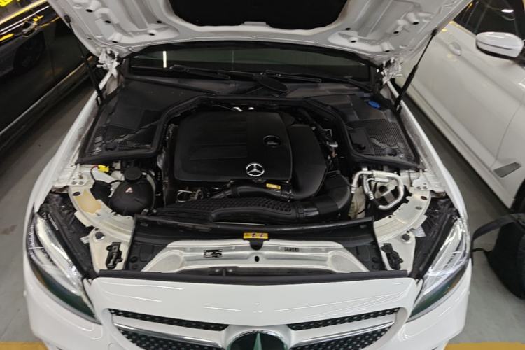 Used Mercedes-Benz C-Class 2020 Restyled C 200 L Fashion Edition Sport Version Engine Bay