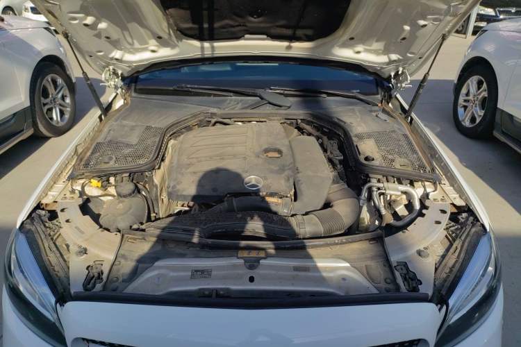 Used Mercedes-Benz C-Class 2020 Restyled C 200 L Fashion Edition Sport Version Engine Bay
