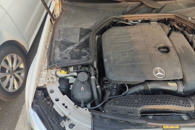 Used Mercedes-Benz C-Class 2020 C 260 L Sport Edition Engine Bay Right