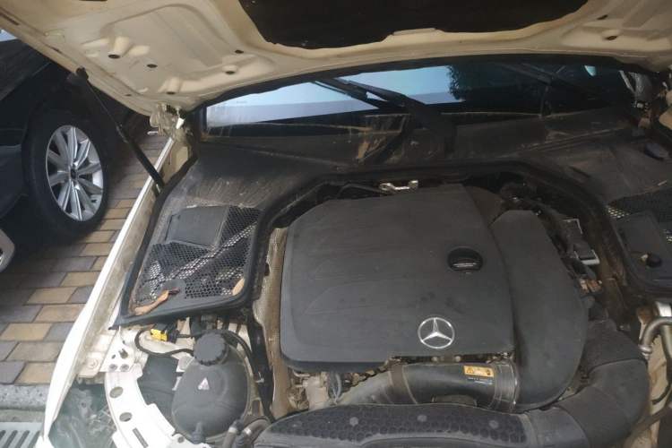 Used Mercedes-Benz C-Class 2020 C 200 L Fashion Edition Sport Version Engine Bay Right