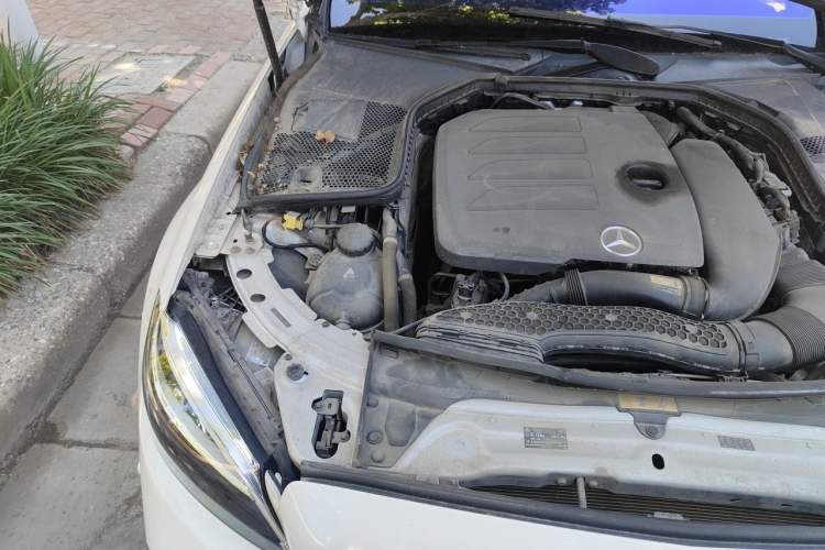 Used Mercedes-Benz C-Class 2020 C 260 L Sport Edition Engine Bay Right