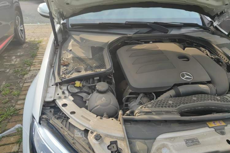Used Mercedes-Benz C-Class 2020 C 200 L Fashion Edition Sport Version Engine Bay Right