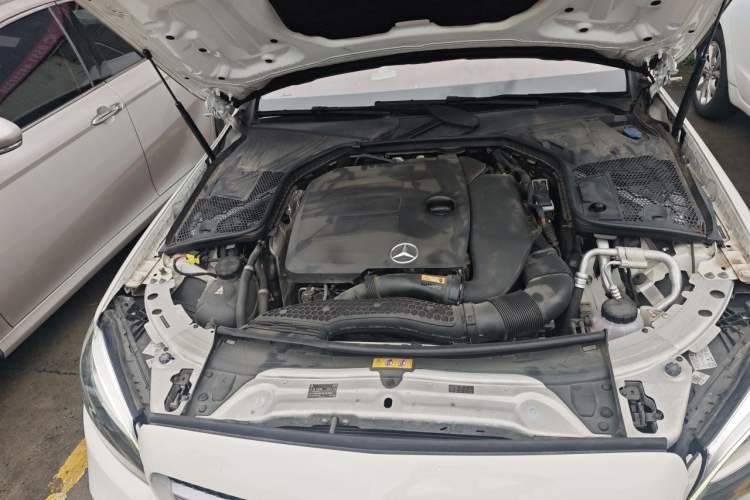 Used Mercedes-Benz C-Class 2020 C 260 L Sport Edition Engine Bay Right