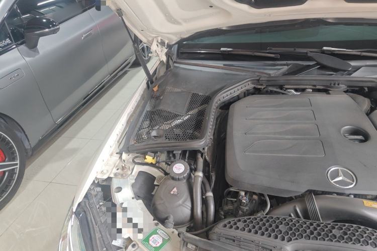 Used Mercedes-Benz C-Class 2020 Facelifted C 260 Estate Engine Bay Right