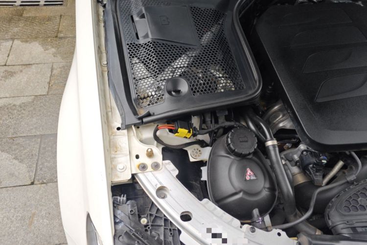 Used Mercedes-Benz C-Class 2020 C 260 L Sport Edition Engine Bay Right