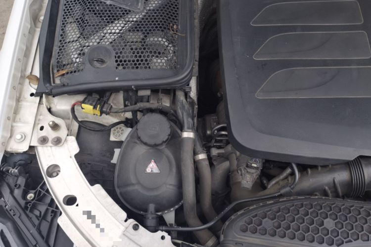 Used Mercedes-Benz C-Class 2020 Restyled C 260 Sport Edition Engine Bay Right