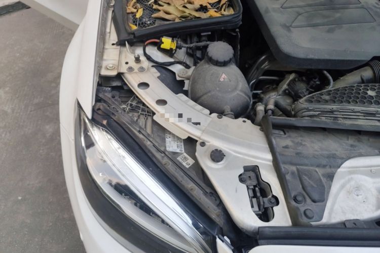 Used Mercedes-Benz C-Class 2020 Updated C 200 L Fashion Edition Engine Bay Right
