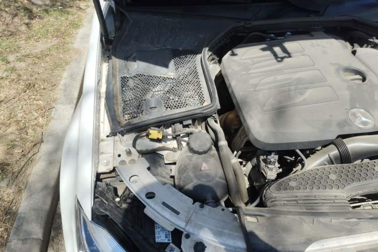 Used Mercedes-Benz C-Class 2020 C 260 L Sport Edition Engine Bay Right