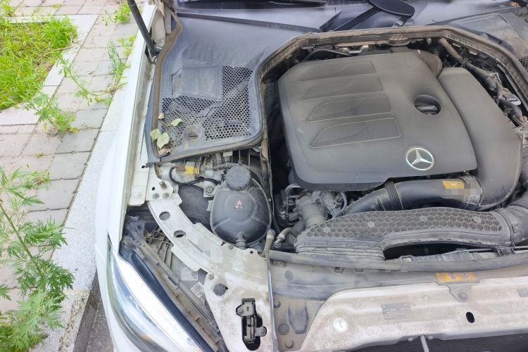 Used Mercedes-Benz C-Class 2020 Updated C 200 L Fashion Edition Engine Bay Right