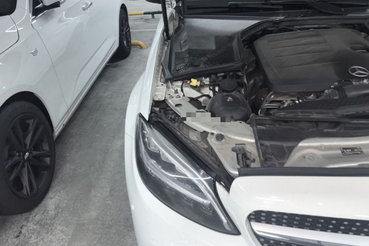 Used Mercedes-Benz C-Class 2020 C 200 L Fashion Edition Sport Version Engine Bay Right