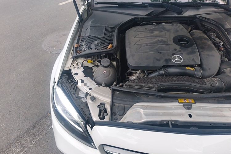 Used Mercedes-Benz C-Class 2020 C 200 Coupe Engine Bay Right