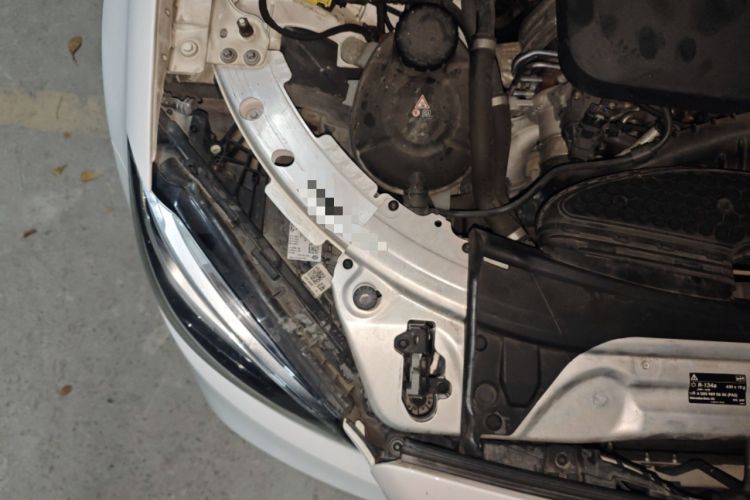 Used Mercedes-Benz C-Class 2020 C 260 L Sport Edition Engine Bay Right