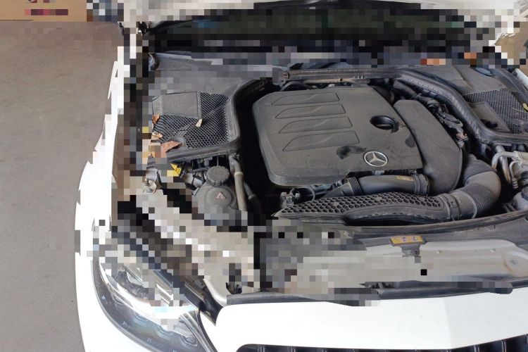 Used Mercedes-Benz C-Class 2020 Facelifted C 260 Estate Engine Bay Right