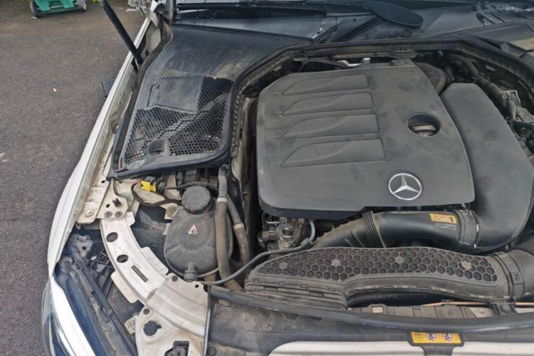 Used Mercedes-Benz C-Class 2020 C 260 L Sport Edition Engine Bay Right