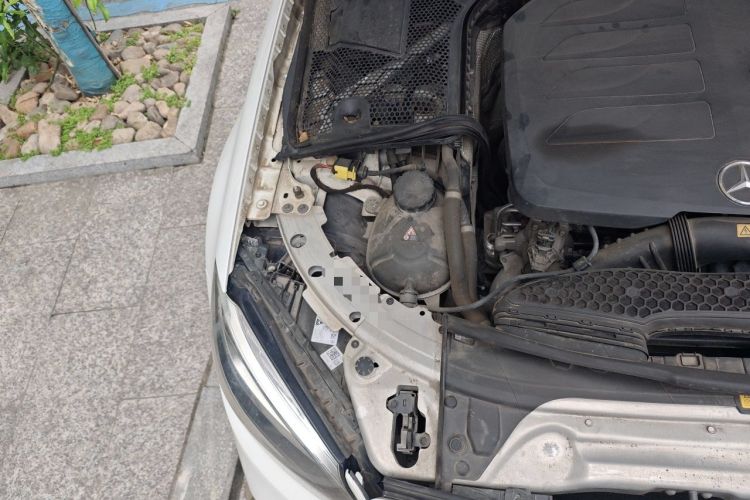Used Mercedes-Benz C-Class 2020 C 260 Coupe Engine Bay Right