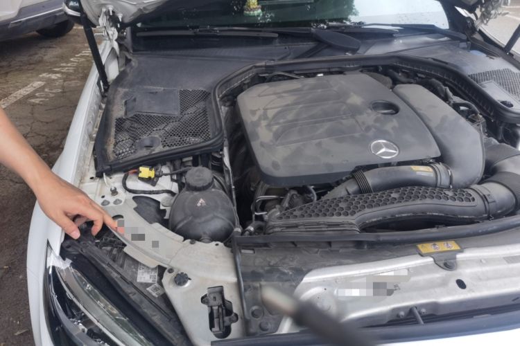 Used Mercedes-Benz C-Class 2020 C 200 L Fashion Edition Sport Version Engine Bay Right