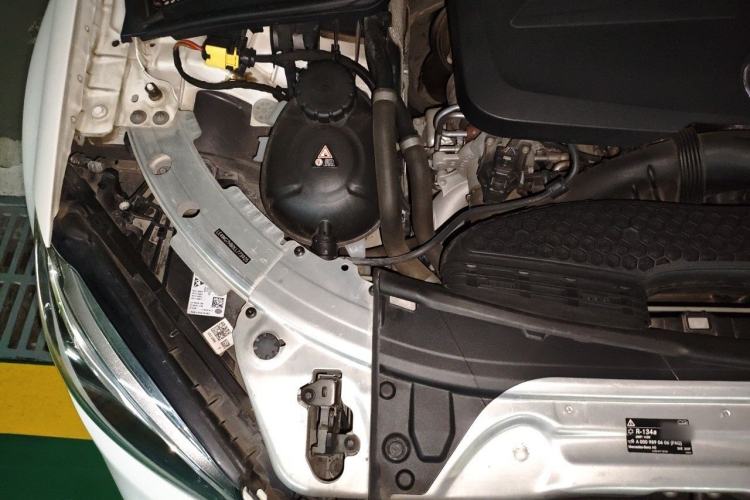 Used Mercedes-Benz C-Class 2020 Restyled C 260 L Sport Edition Engine Bay Right