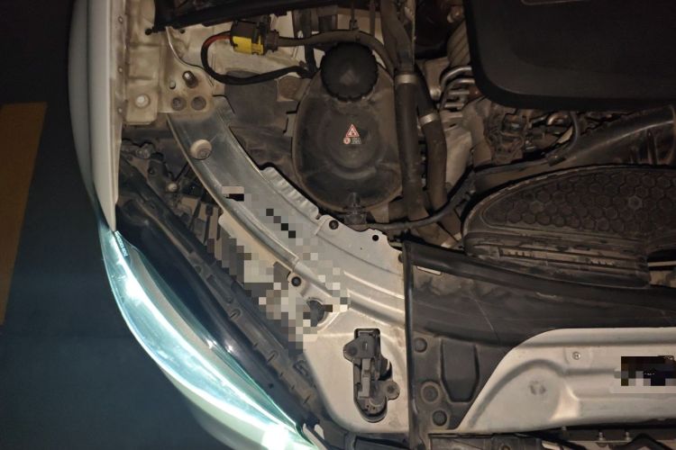 Used Mercedes-Benz C-Class 2020 Restyled C 260 L Sport Edition Engine Bay Right