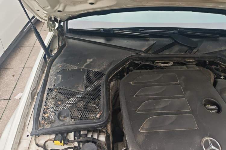 Used Mercedes-Benz C-Class 2020 C 200 L Fashion Edition Sport Version Engine Bay Right