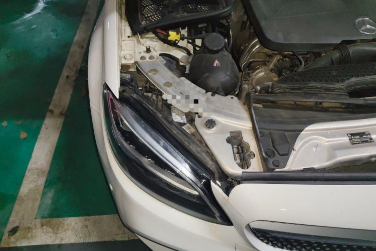 Used Mercedes-Benz C-Class 2020 C 200 L Fashion Edition Sport Version Engine Bay Right