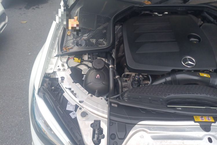Used Mercedes-Benz C-Class 2020 Facelifted C 260 Estate Engine Bay Right