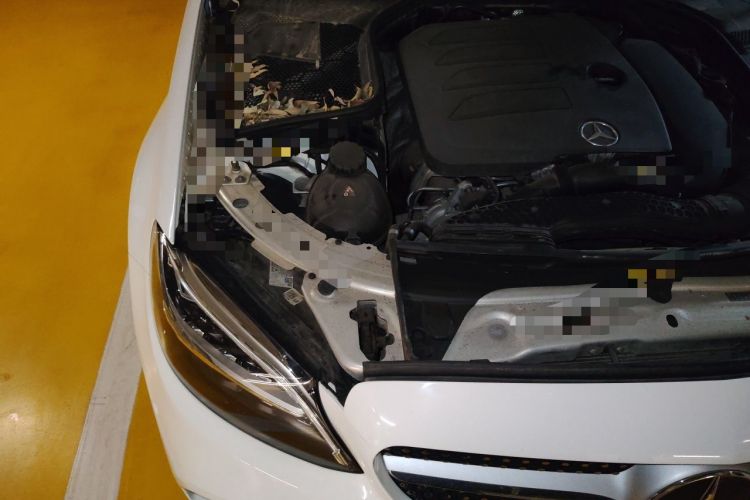 Used Mercedes-Benz C-Class 2020 C 200 L Fashion Edition Sport Version Engine Bay Right