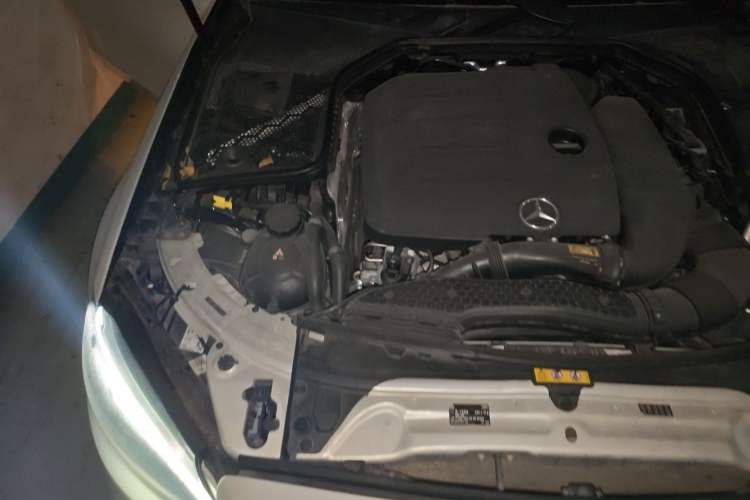 Used Mercedes-Benz C-Class 2020 C 260 L Sport Edition Engine Bay Right