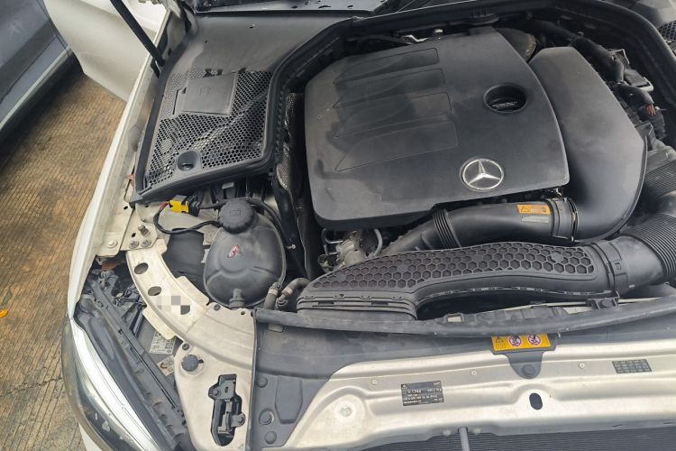 Used Mercedes-Benz C-Class 2020 Updated C 200 L Fashion Edition Engine Bay Right