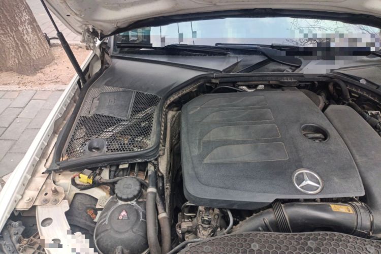 Used Mercedes-Benz C-Class 2020 C 260 Estate Engine Bay Right