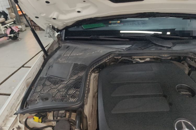 Used Mercedes-Benz C-Class 2020 C 260 Sport Edition Engine Bay Right