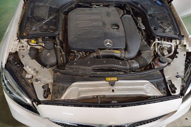 Used Mercedes-Benz C-Class 2020 C 260 Coupe Engine Bay