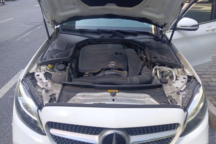 Used Mercedes-Benz C-Class 2020 Facelifted C 260 Estate Engine Bay