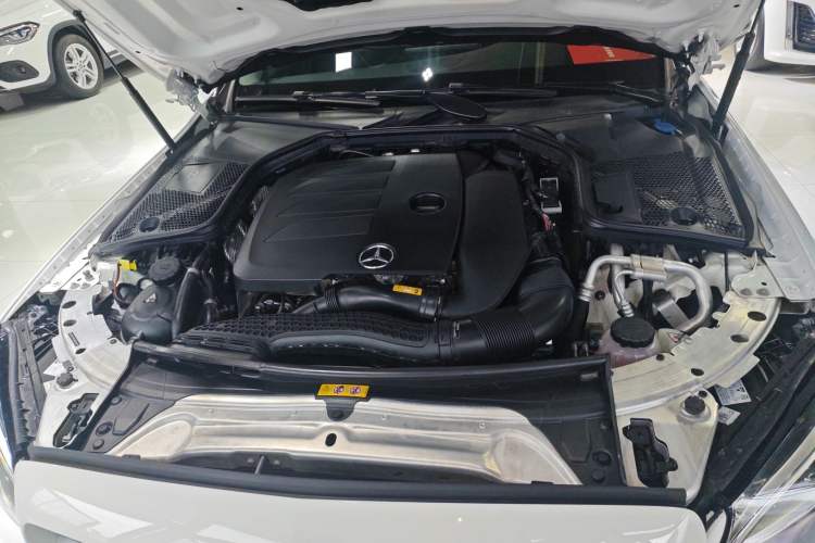 Used Mercedes-Benz C-Class 2020 Facelifted C 260 Estate Engine Bay