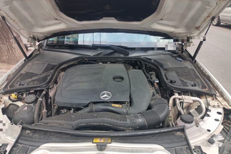 Used Mercedes-Benz C-Class 2020 C 260 Estate Engine Bay