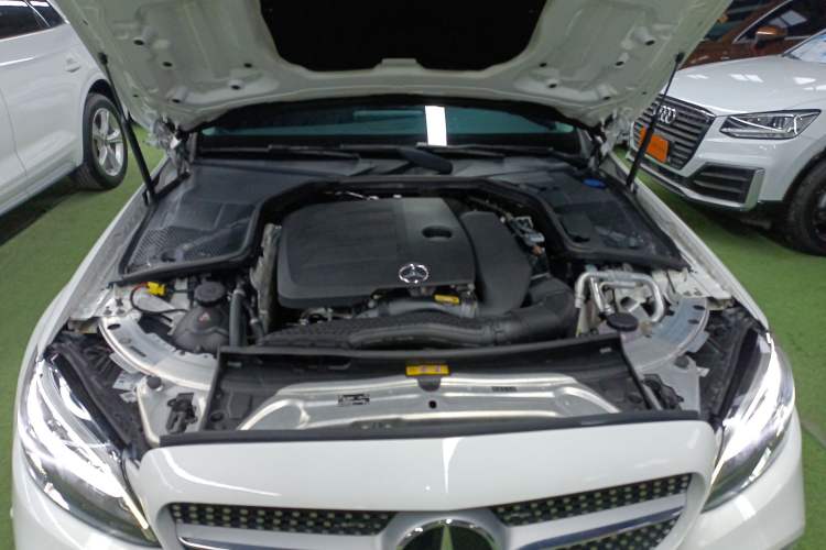 Used Mercedes-Benz C-Class 2020 C 260 L Sport Edition Engine Bay
