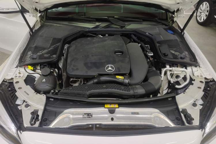 Used Mercedes-Benz C-Class 2020 Restyled C 200 L Fashion Edition Sport Version Engine Bay