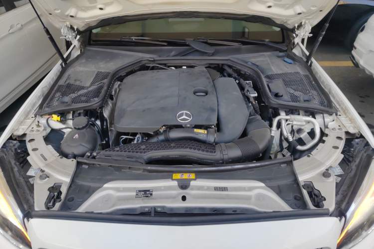 Used Mercedes-Benz C-Class 2020 Restyled C 200 L Fashion Edition Sport Version Engine Bay
