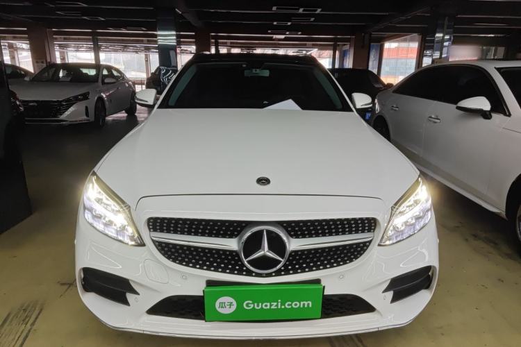 Used Mercedes-Benz C-Class 2020 Facelifted C 260 Estate Exterior 1